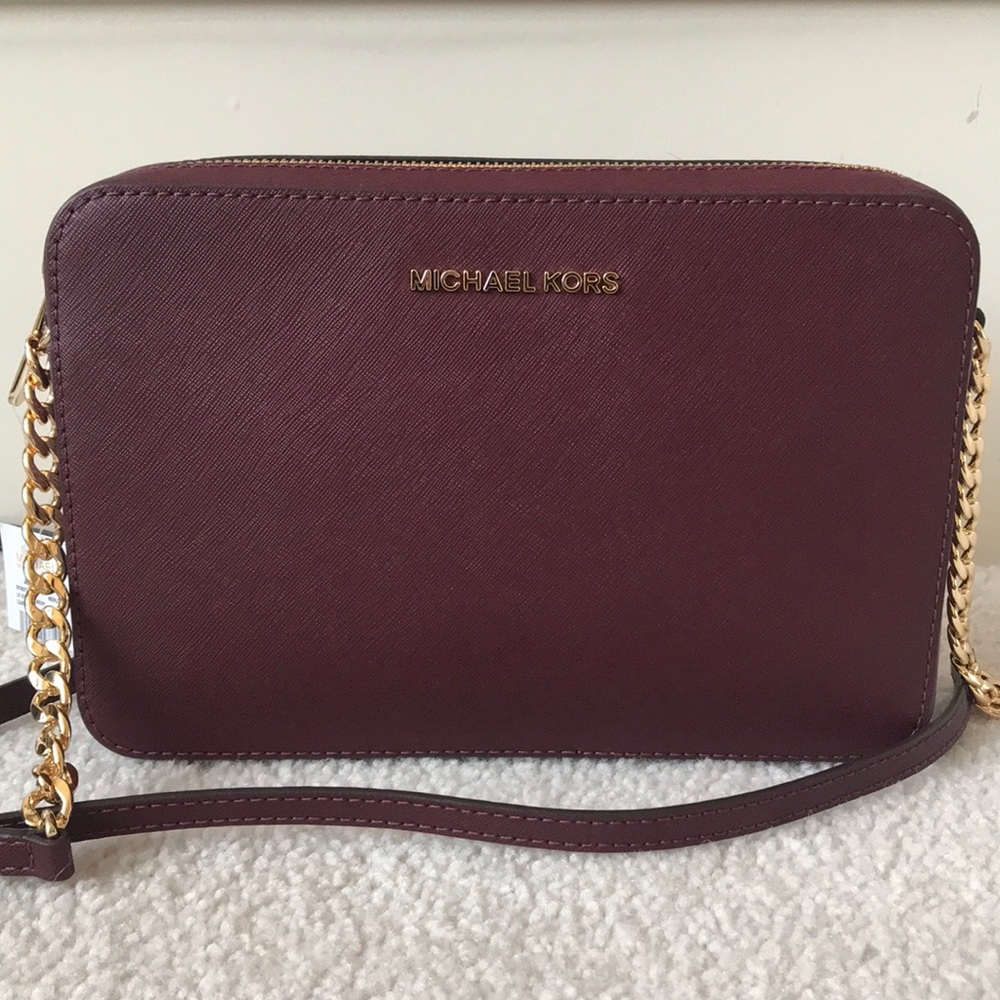 Michael Kors purse *never been used*